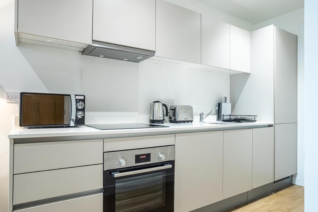 Luxe Apartments Bracknell Near Ascot, Legoland, Windsor, Lexicon - Free Parking & Gym Buitenkant foto