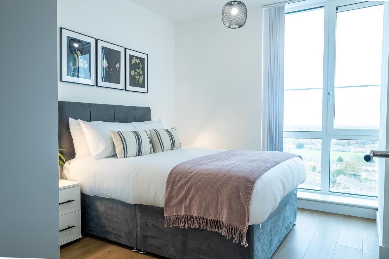 Luxe Apartments Bracknell Near Ascot, Legoland, Windsor, Lexicon - Free Parking & Gym Buitenkant foto