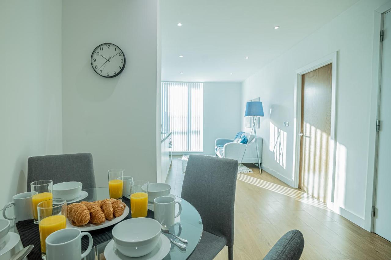Luxe Apartments Bracknell Near Ascot, Legoland, Windsor, Lexicon - Free Parking & Gym Buitenkant foto