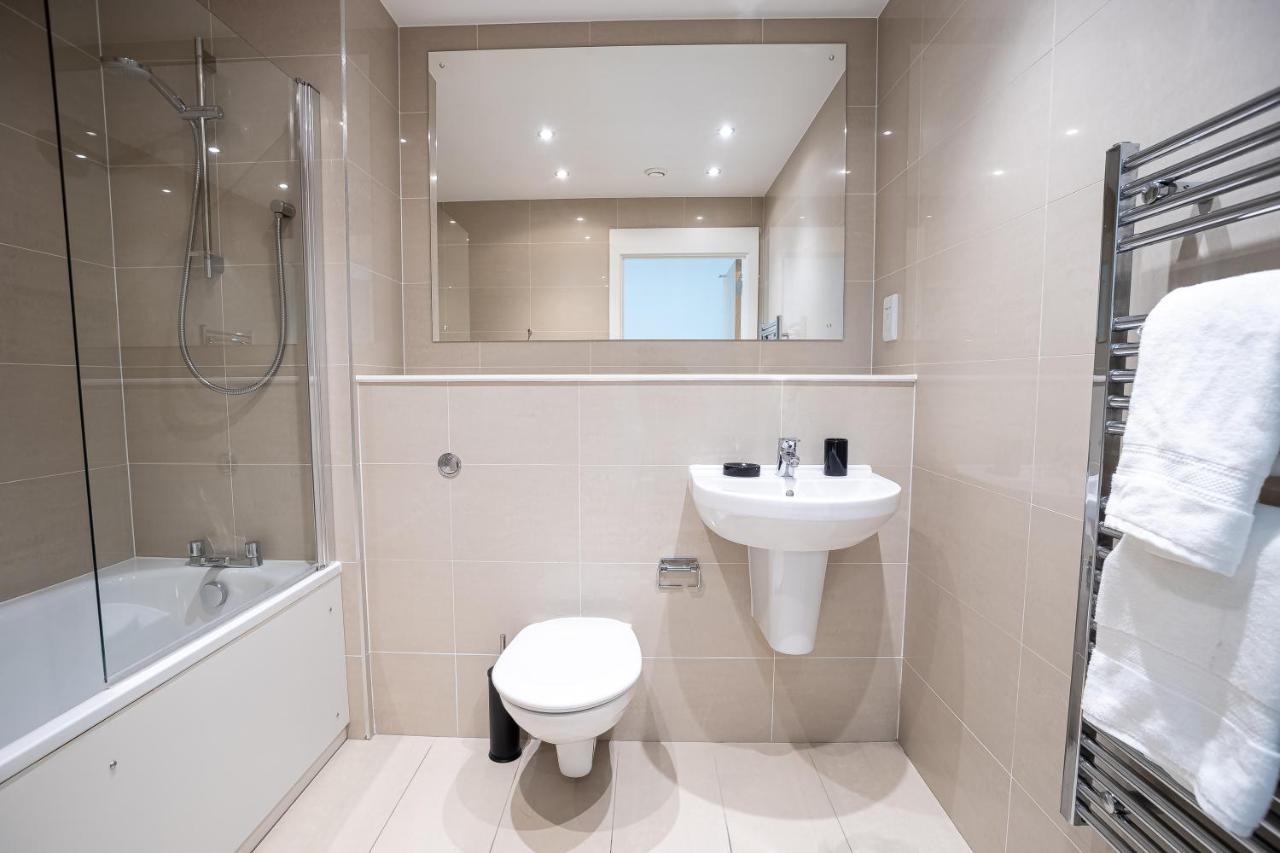 Luxe Apartments Bracknell Near Ascot, Legoland, Windsor, Lexicon - Free Parking & Gym Buitenkant foto
